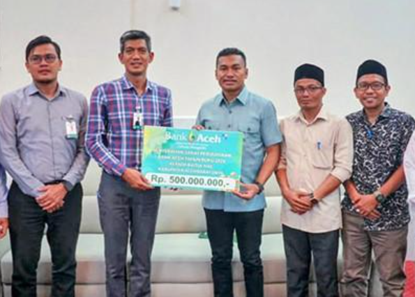 Bank Aceh Berzakat ke Baitul Mal Abdya Rp 500 Juta