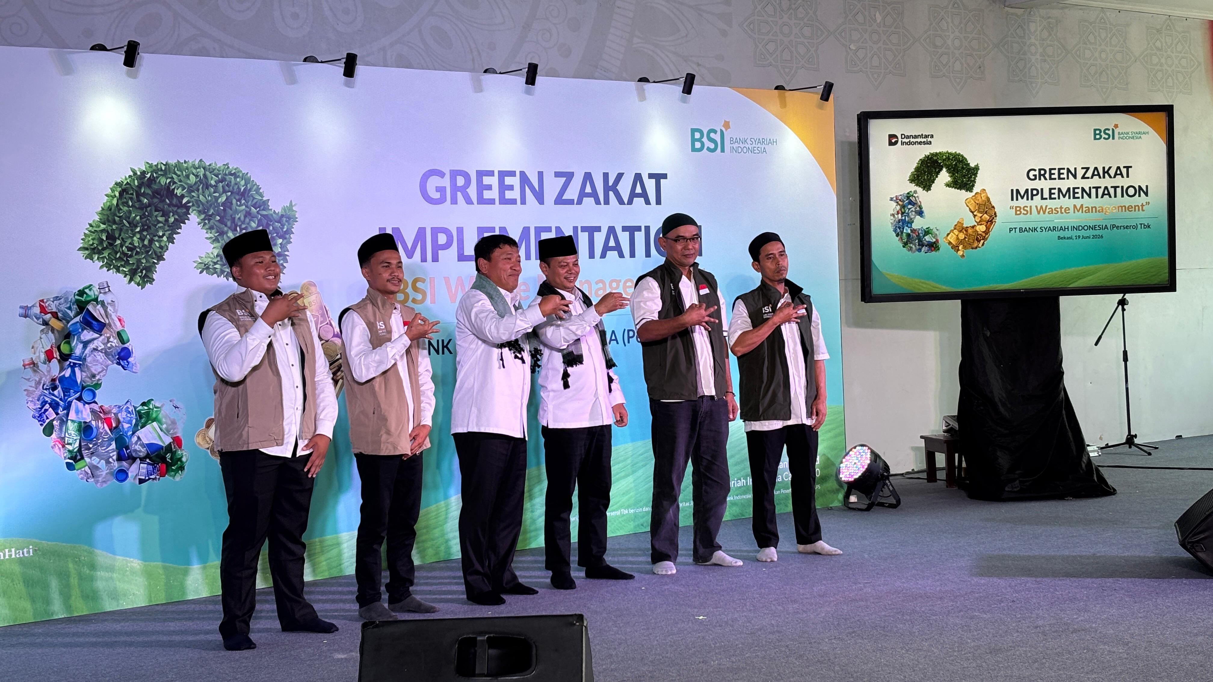 BAZNAS RI Dukung Implementasi Green Zakat melalui Peluncuran BSI Waste Management - (Ada 4 foto)